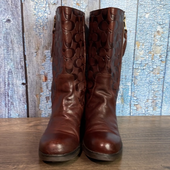 Coach Valentine signature C leather boot. Size 6 - Picture 13 of 13